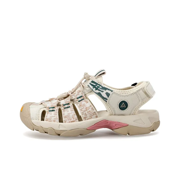 صندل طبیعتگردی زنانه